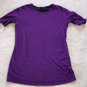 Lululemon short sleeved t shirt